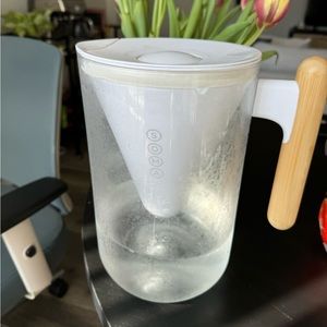 LIKE NEW* SOMA Water Pitcher